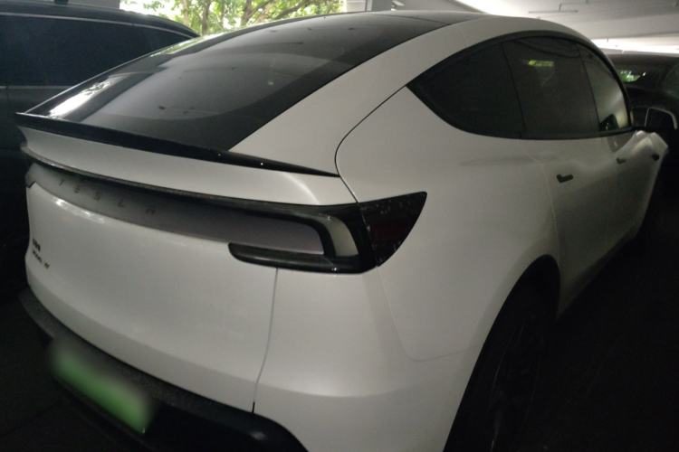 Used Tesla Model Y L 2025 Model Long-Range All-Wheel-Drive Version