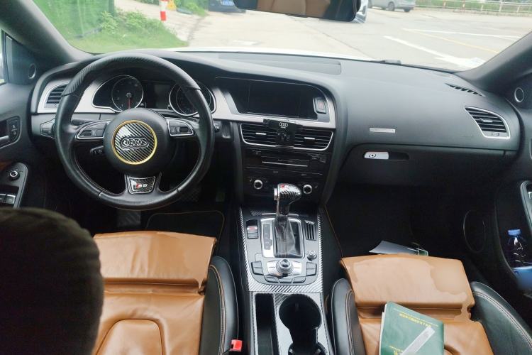 Used Audi A5 2013 Sportback 40 TFSI quattro Center Console