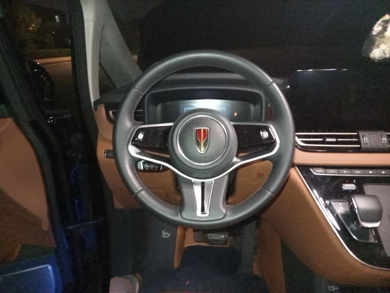 Hongqi HQ9 2023 2.0T Smart Connect Flagship Edition - Chinese Trim Chang — снимка 10