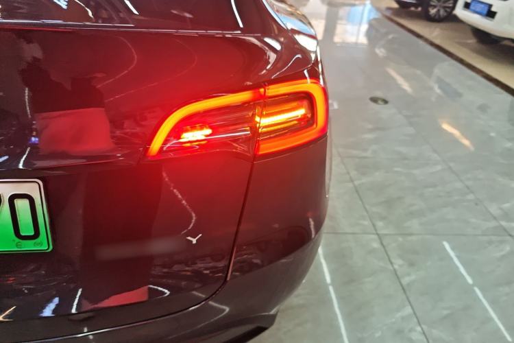Used Tesla Model Y 2024 Rear-Wheel-Drive Version Right Rear Taillight