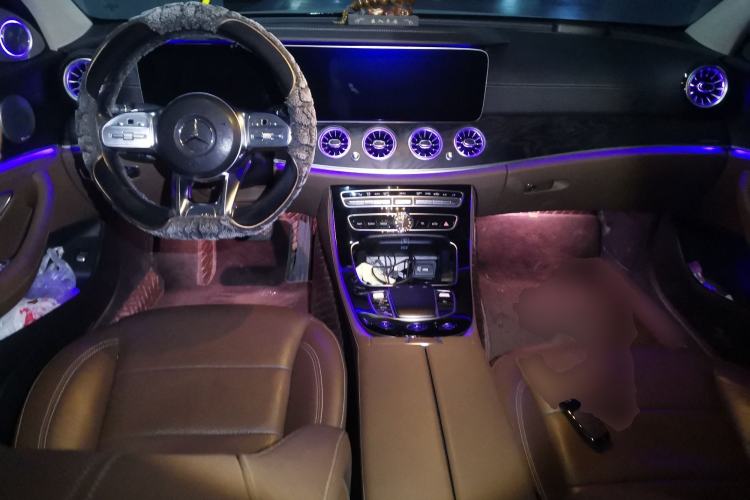 Used Mercedes-Benz E-Class 2016 E 300 L Sporty and Stylish Model