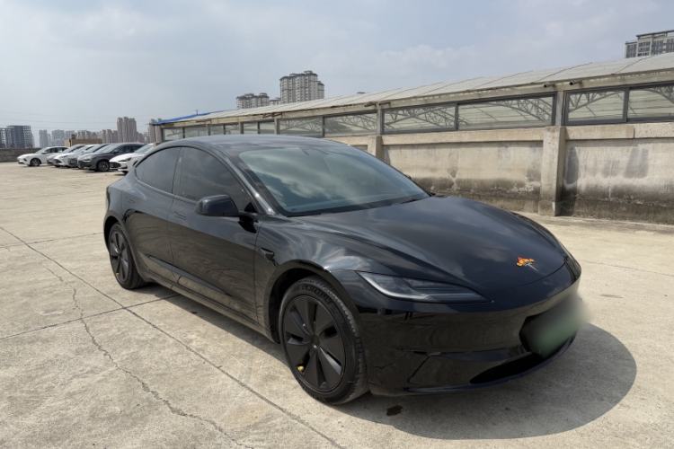 Used Tesla Model 3 2023 Rear-Wheel-Drive Version Exterior 3