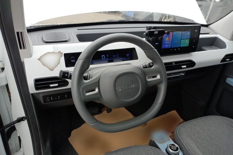 Used Geely Galaxy Panda 2024 Panda Mini 200km Longteng PRO Edition