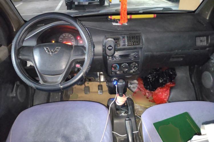 Used Wuling Rongguang 2011 1.2L Base Version