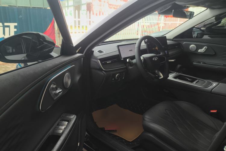 Used Chery Fengyun A8L 2025 1.5 TGDI 145 km Luxury Version