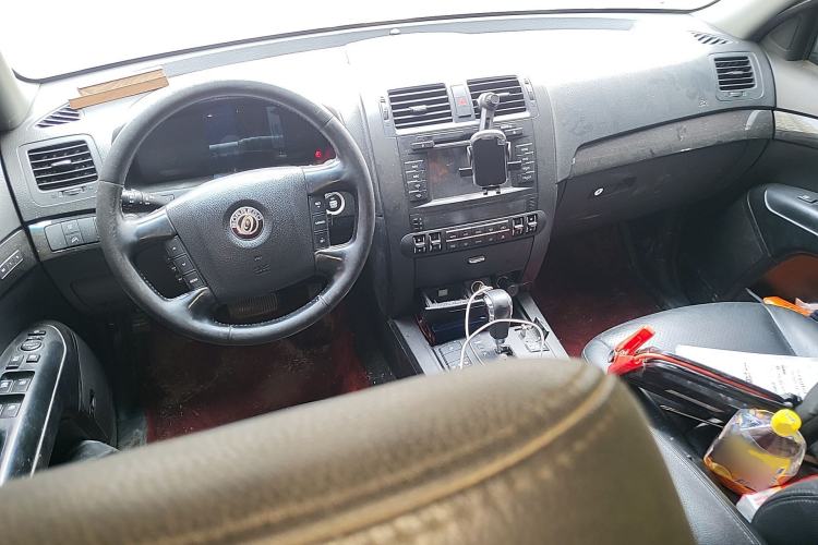 Used Kia Borrego 2013 3.8L Luxury Edition China V standard Center Console