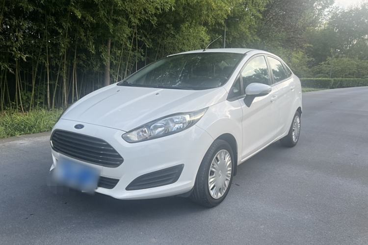 Used Ford Fiesta 2013 Sedan 1.5L Manual Fashion Edition