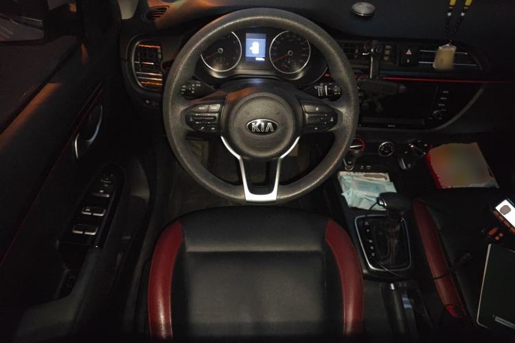 Used Kia KX Cross 2017 1.4L AT GLS
