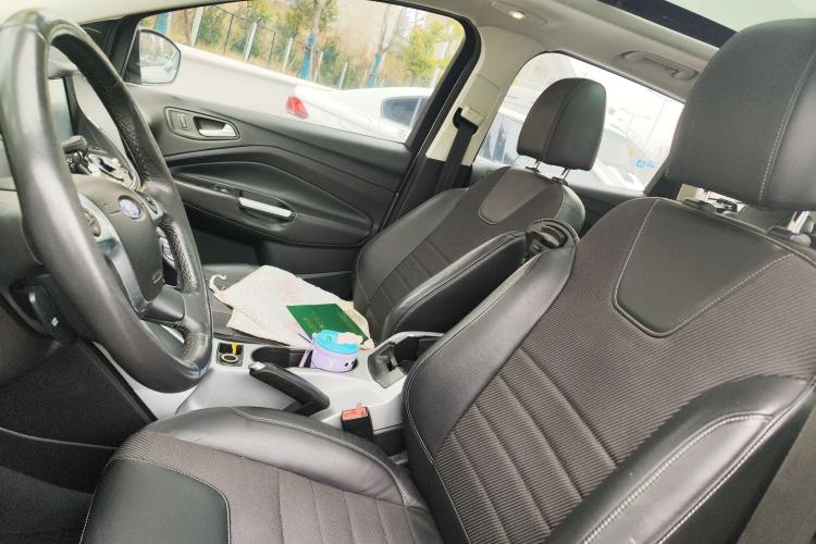 Used Ford Kuga 2013 1.6L GTDi Two-Wheel-Drive Trend Model