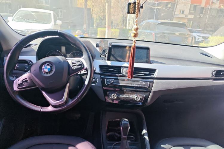 Used BMW X1 2016 sDrive18Li Fashion Model Center Console