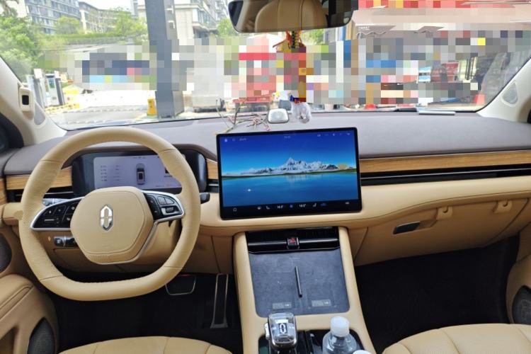 Used Hima AITO M7 2024 1.5T Rear-Drive Plus Version 5 Seats Interior 2