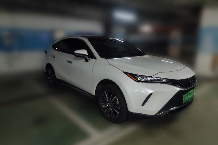 Used Toyota Harrier 2022 2.0L CVT Two-Wheel Drive Luxury Edition