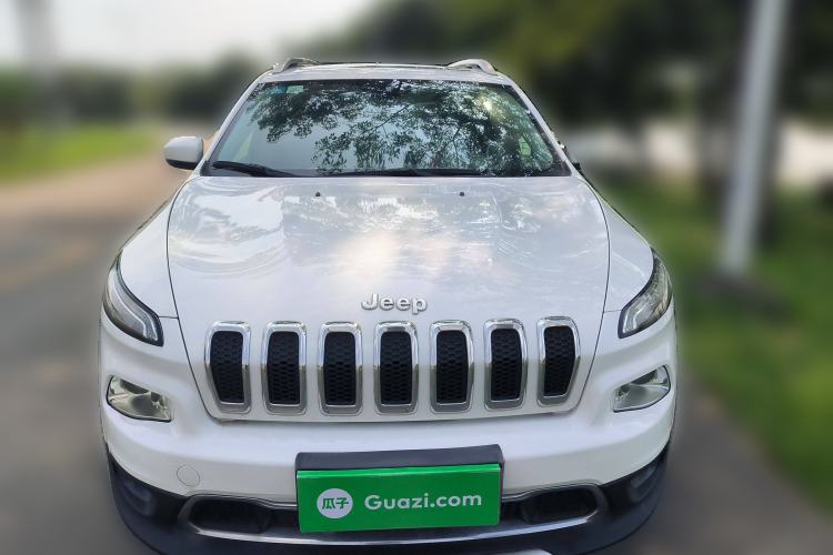 Used Jeep Cherokee 2017 2.0L Superior Edition