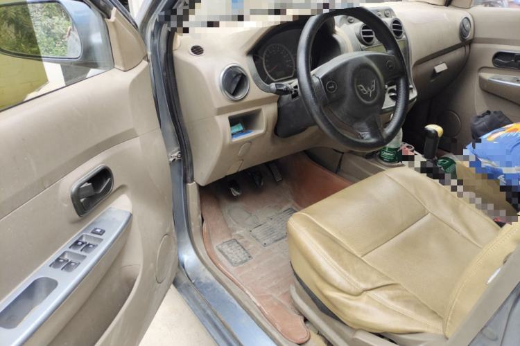 Used Wuling Hongguang 2013 1.5L Standard Version
