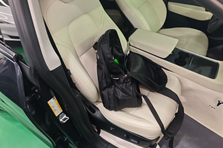 Used Tesla Model Y 2024 Rear-Wheel-Drive Version
