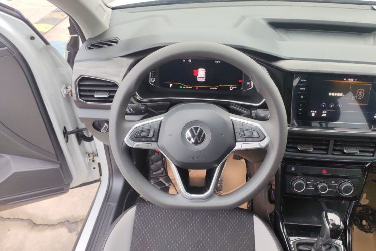 Used Volkswagen Tacqua 2020 1.5L Automatic Yue Steering Wheel