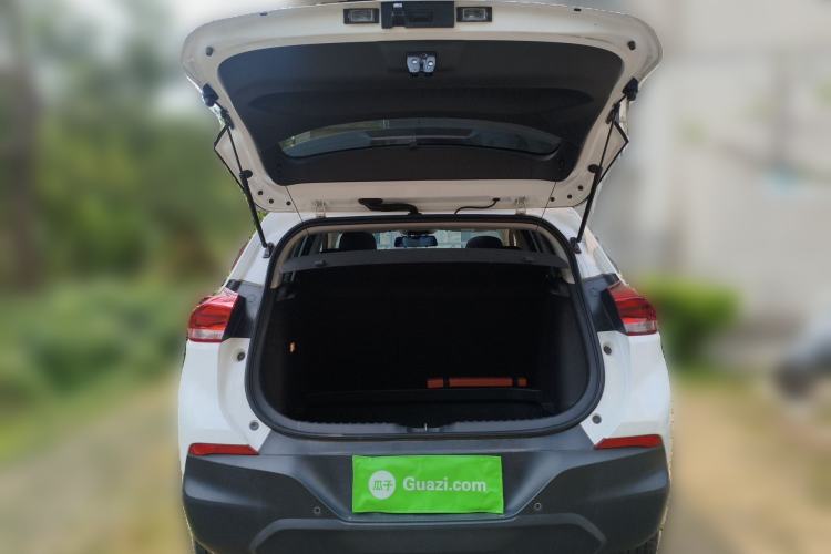 Used Chevrolet Trax 2021 325T Automatic Fun Edition China VI Standard
