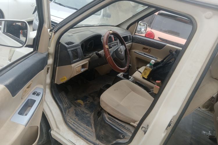 Used Nlmmotor Qiteng M70 2014 1.2L Entry-Level LJ469Q-AE2 Driver Seat