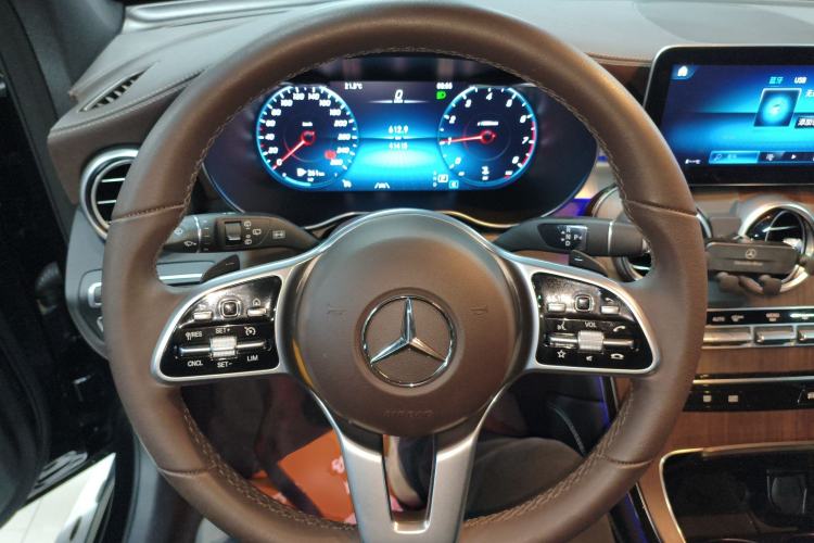 Used Mercedes-Benz GLC 2021 GLC 300 L 4MATIC Dynamic Model
