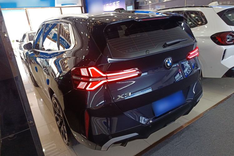 Used BMW X3 2025 xDrive30L Leading Model M Sport Package
