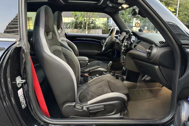 Used MINI JCW 2021 2.0T JOHN COOPER WORKS
