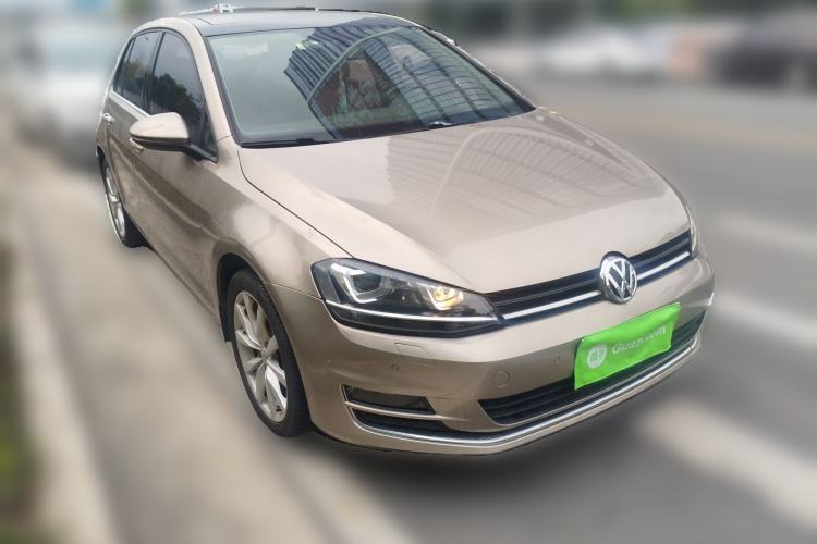 Used Volkswagen Golf 2016 280TSI Automatic Flagship Model Front Right 45 Deg