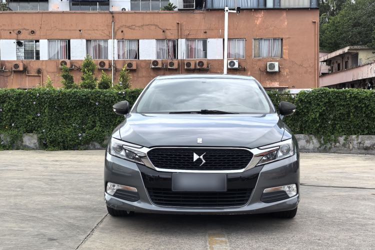 Used DS 5LS 2014 1.6T Elegant Version THP160

