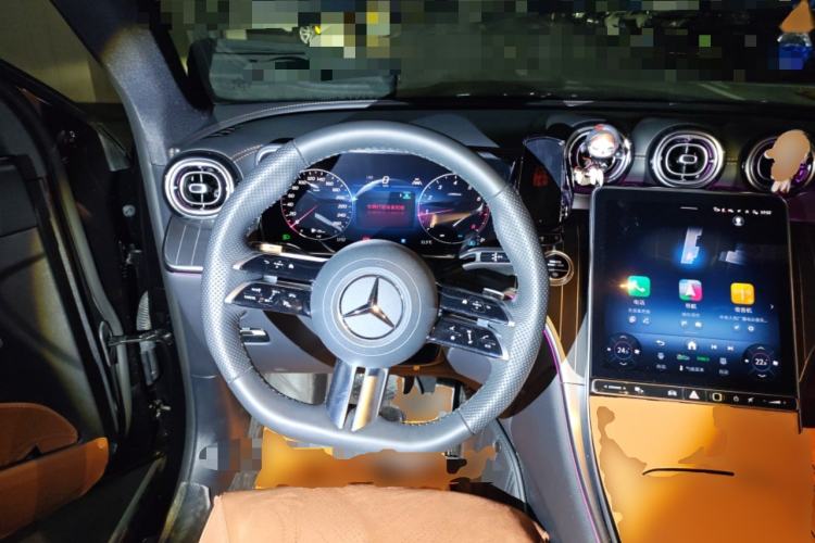 Used Mercedes-Benz GLC 2025 Refreshed GLC 300 L 4MATIC Dynamic Version 5 Seats
