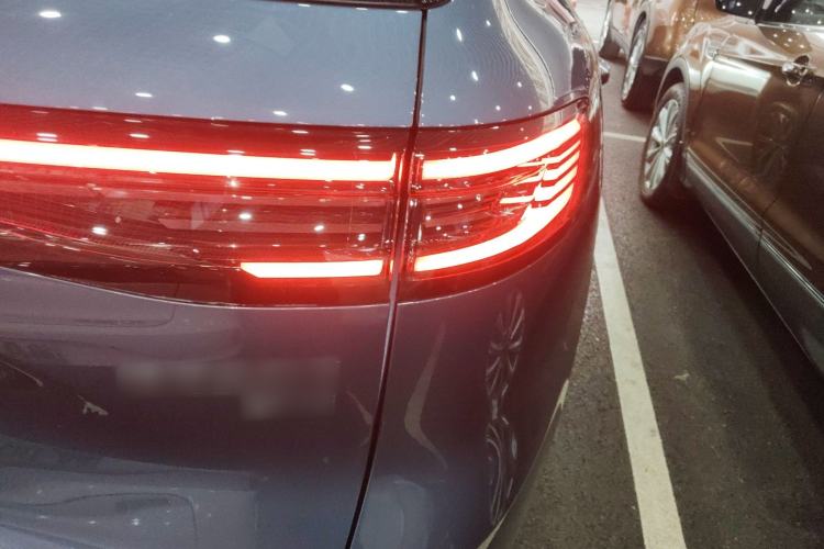 Used Geely Galaxy Galaxy Xingjian 7 EM-i 2025 120km Flagship Edition
