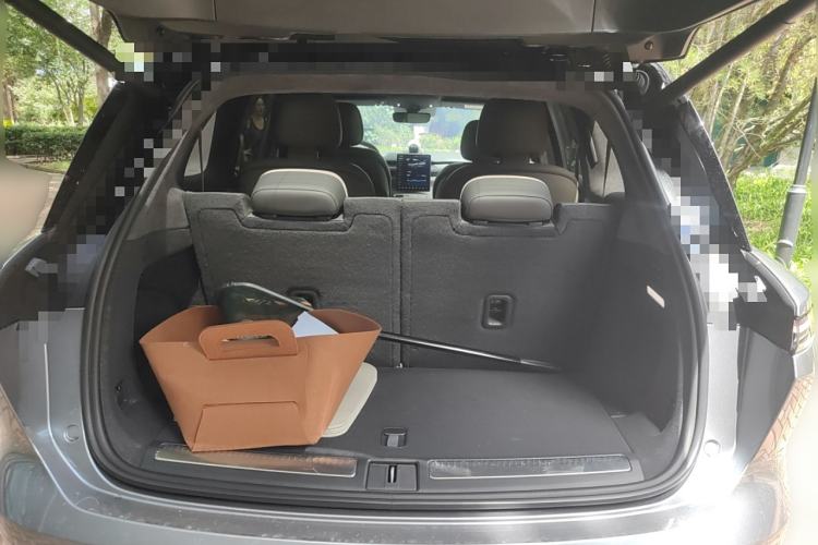 Used Nio ES8 2024 100kWh
