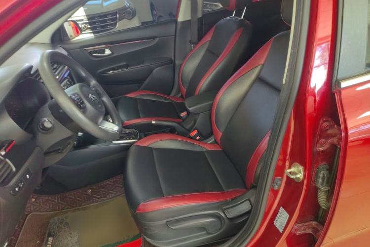 Used Kia KX Cross 2017 1.4L AT GLS
