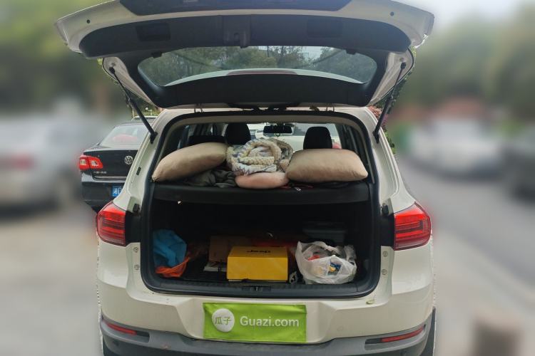 Used Volkswagen Tiguan 2016 280TSI Automatic Two-Wheel Drive Silk Road Comfort Edition Trunk