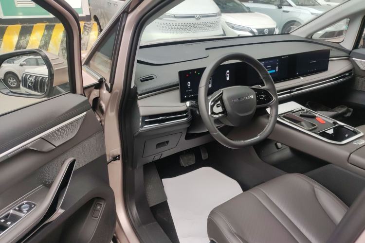 Used SAIC MAXUS G70 2024 2.0T Automatic Flagship Version 7 Seats
