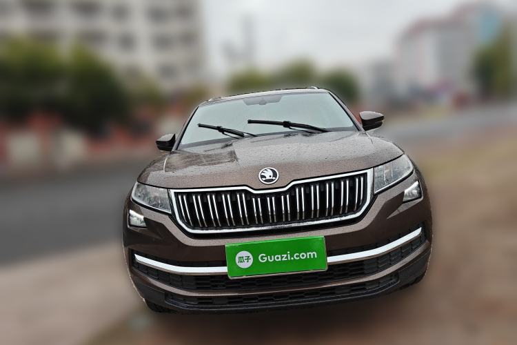 Used Skoda Kodiaq 2018 Facelifted TSI330 5-Seater Two-Wheel-Drive Comfort Edition
