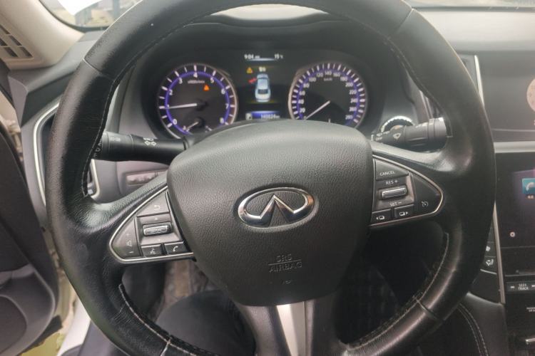 Used Infiniti Q50L 2016 2.0T Comfort Edition Steering Wheel