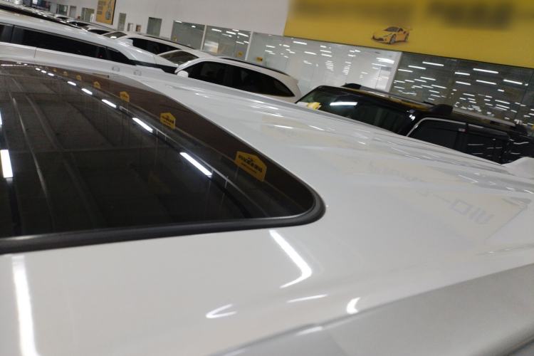 Used Mitsubishi Outlander 2019 2.4L 4x4 Zhi Xiang Edition 5 Seats China V Emission Standard Roof