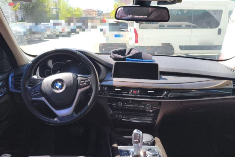 Used BMW X5 2014 xDrive35i Leading Model Center Console