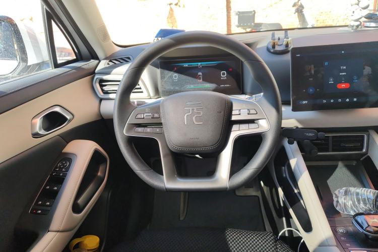 Used BYD Yuan UP 2024 301KM Leading Edition