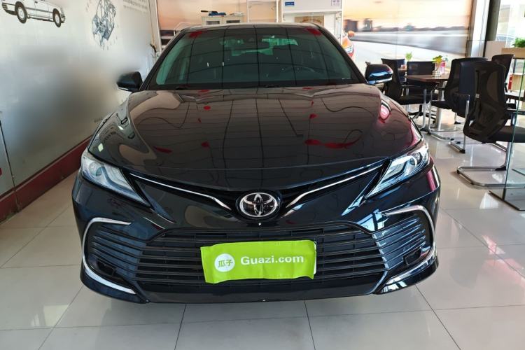 Used Toyota Camry 2021 2.0G Luxury Edition
