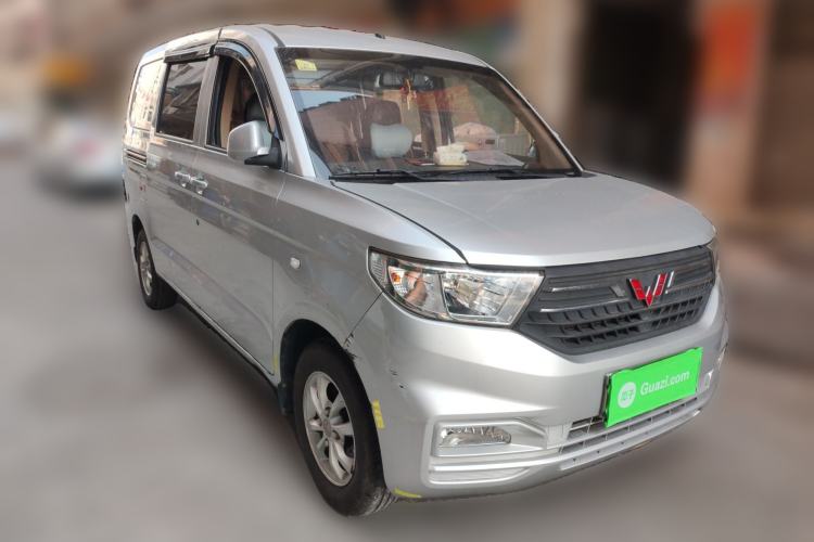 Used Wuling Hongguang V 2021 1.5L Enjoyment Edition LAR