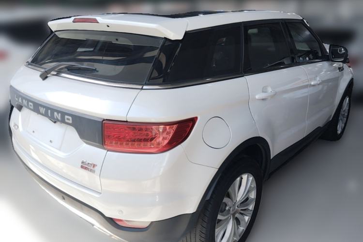 Used Land X7 2015 2.0T Panoramic Prestige Edition

