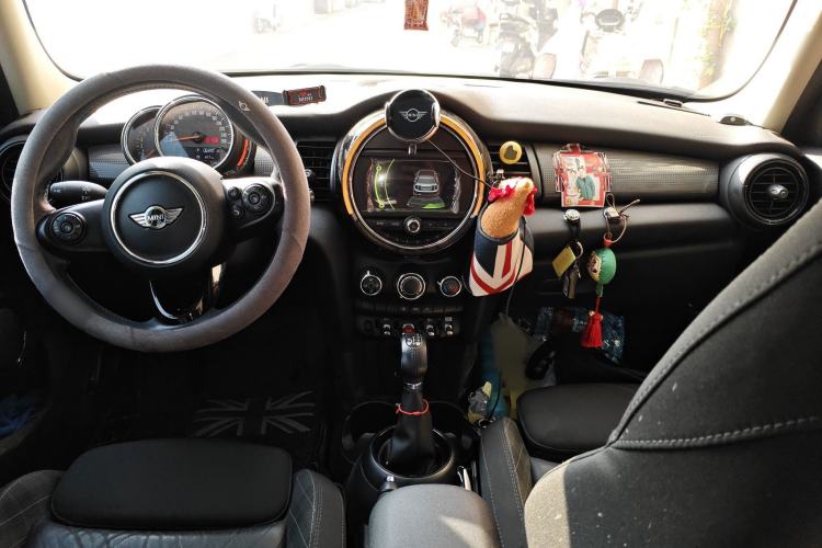 Used MINI MINI 2016 1.5T COOPER Five-Door Edition