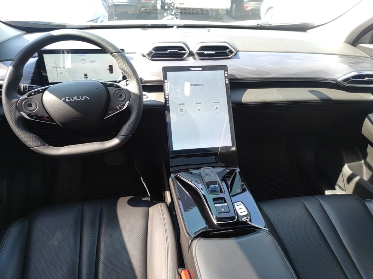 Dongfeng Aeolus Mage 2023 1.5T Luxury Edition — снимка 12