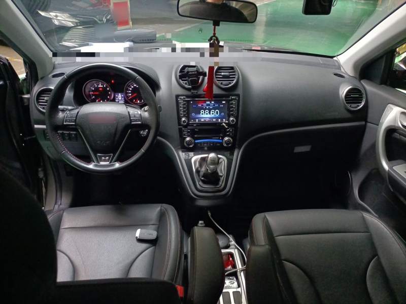 Used Haval H6 2015 Upgraded Model 1.5T Manual Two-Wheel Drive Elite Version — 10