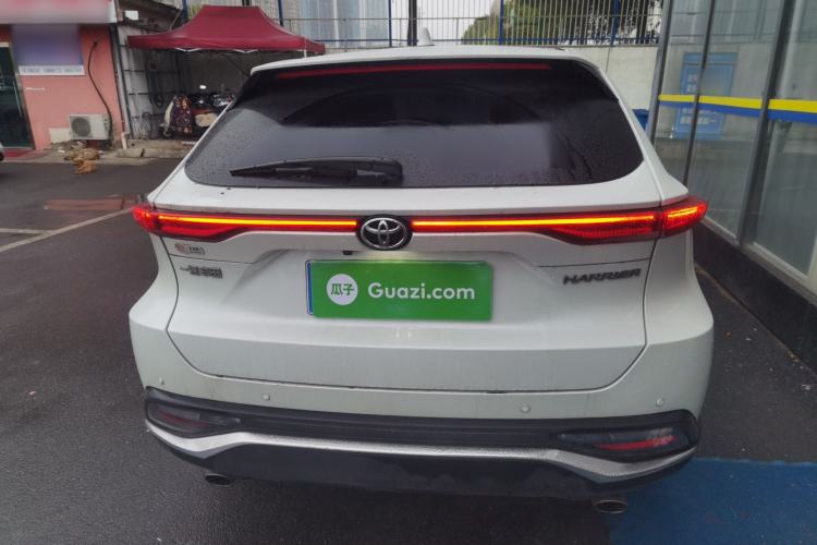 Used Toyota Harrier 2022 2.0L CVT Two-Wheel Drive Deluxe Edition