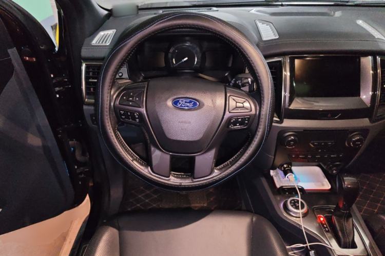 Used Ford Everest 2017 2.0T Gasoline Automatic 4x4 Luxury Edition 7 Seats