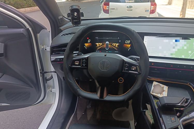 Used MG 5 Scorpio 2022 1.5T Trophy Sport Luxurious Edition