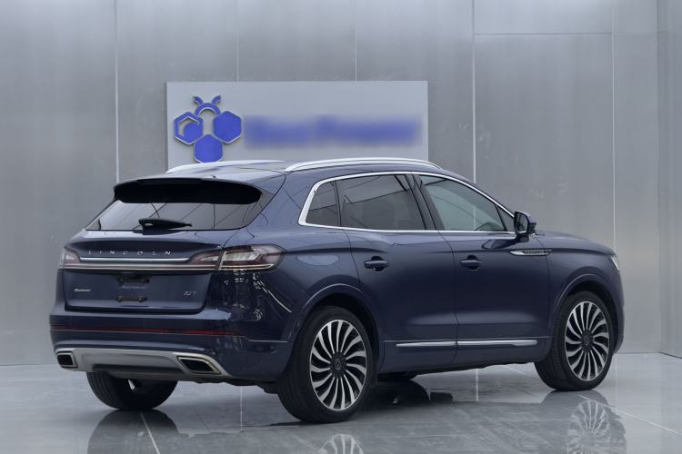 Used Lincoln Nautilus 2021 2.7T Four-Wheel-Drive Presidential Edition Exterior 3