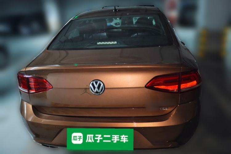 Used Volkswagen Lamando 2015 280TSI DSG Comfort Edition
