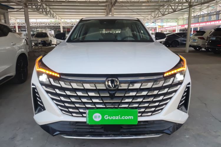 Used Changan UNI-Z New Energy 2024 Blue Whale Smart Electric iDD 125km Beyond Edition
